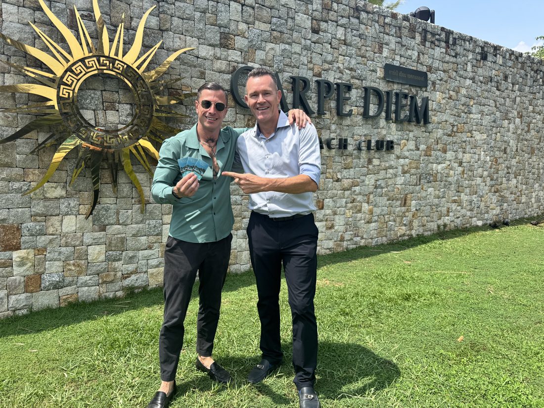 KĀHLĪ Signature Club and Carpe Diem Beach Club Phuket official partnership — VIP card handover